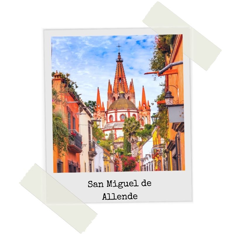 guanajuato state | San Miguel de Allende colorful building and colonial church
