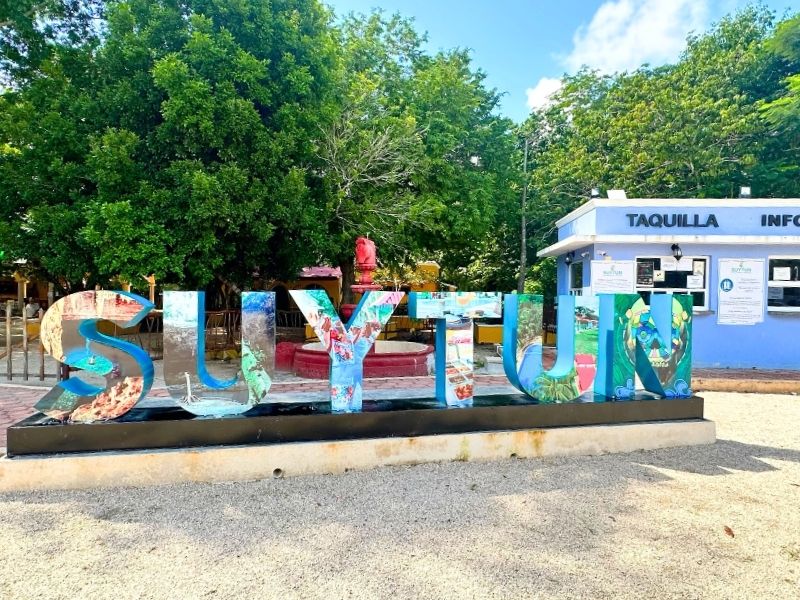 cenote suytun sign
