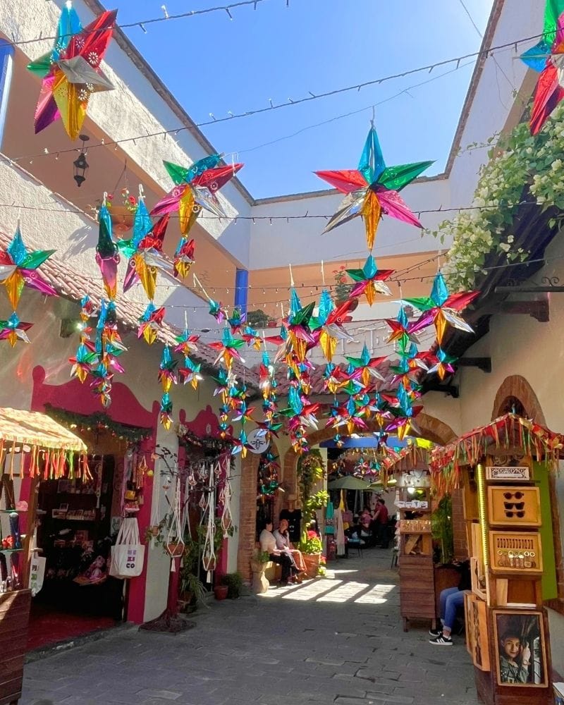 Tlaquepaque Artisan Market