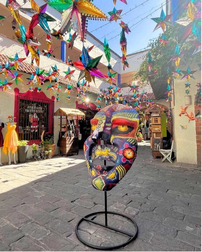 tlaquepaque art shops