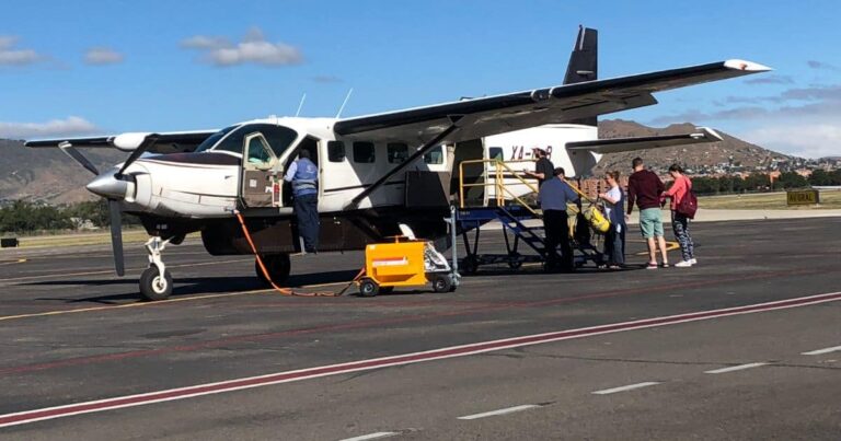 boarding my oaxaca to puerto escondido flight