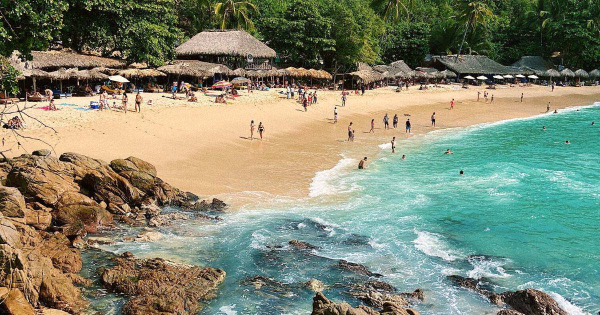 playa carrizalillo, one of the best beaches in puerto escondido oaxaca mexico