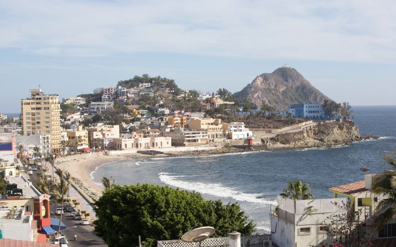 Playa Olas Altas and its neighborhood