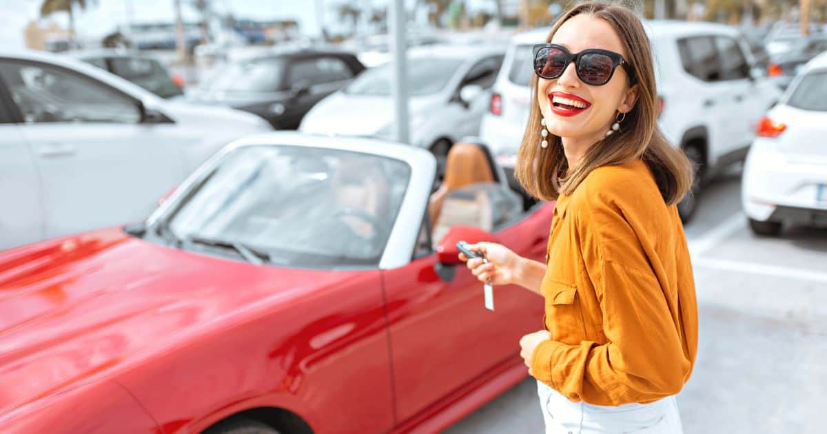 woman renting a car in oaxaca mexico
