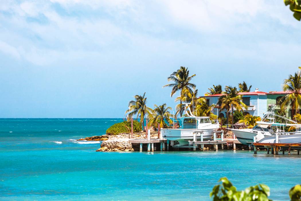 Caribbean coast. Antigua & Barbuda.