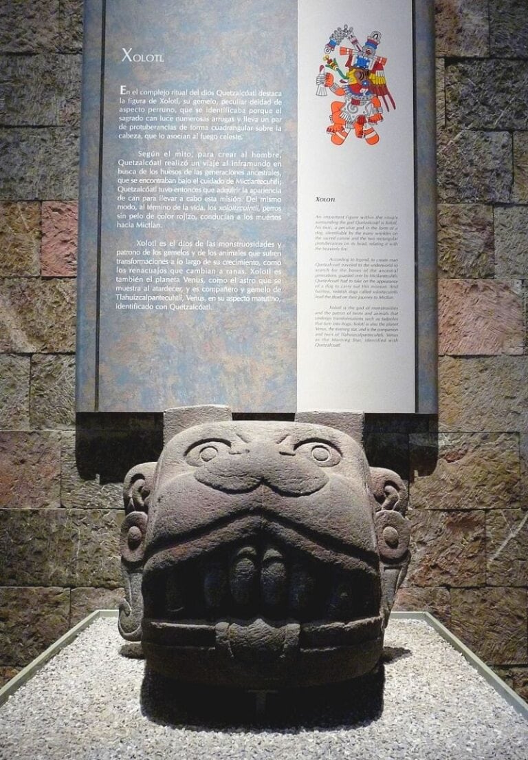 13 Aztec Gods and Goddesses So Fascinating You'll Question Everything ...