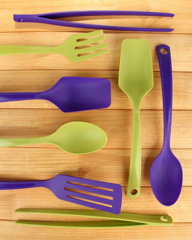 plastic kitchen utensils